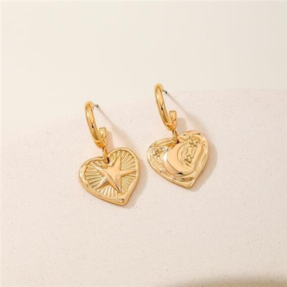 18K Gold-Plated Heart Earrings - Picture 3 of 5